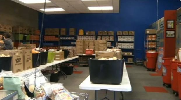 Winter Break Feed and Read Provides for Over 800 Students
